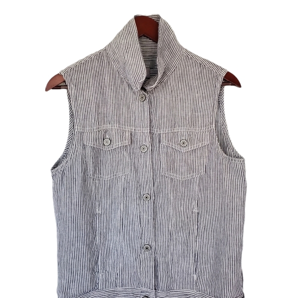 Kenar 100% Linen Sleeveless Collar Top - Picture 2 of 5